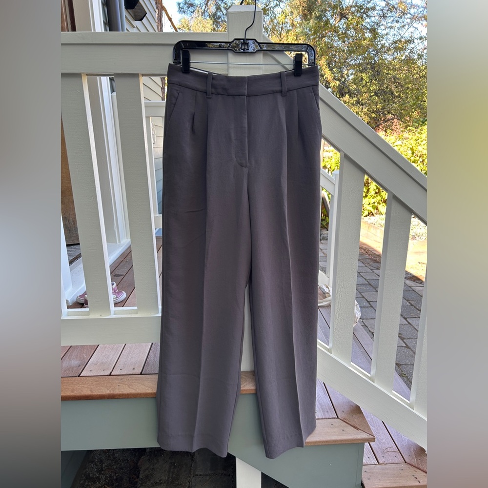 Aritzia Wilfred Effortless Pants - 8 - Gray